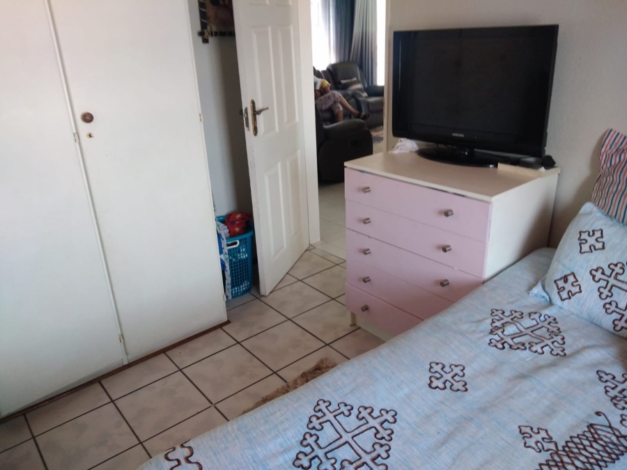 2 Bedroom Property for Sale in Southdale Gauteng