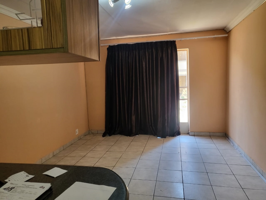 3 Bedroom Property for Sale in Ormonde Gauteng