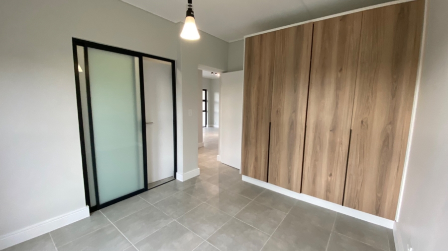 To Let 2 Bedroom Property for Rent in Waterfall Gauteng