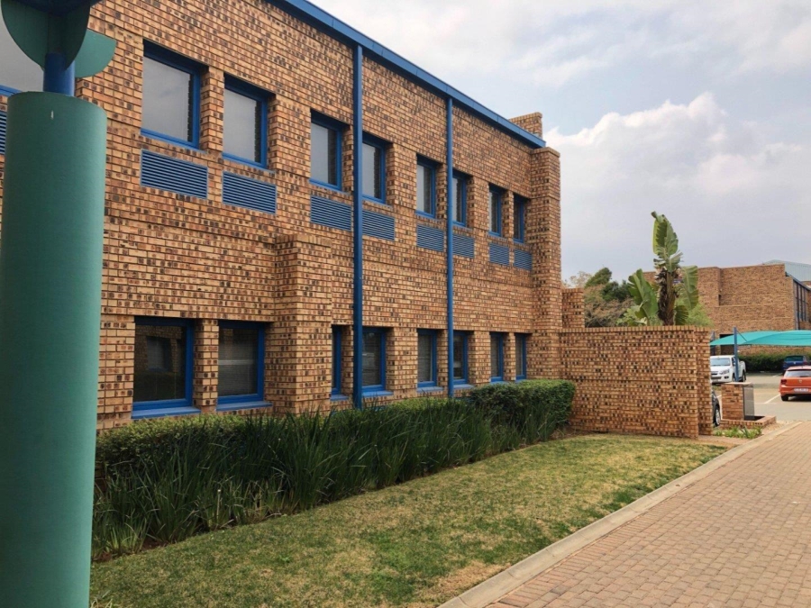 To Let commercial Property for Rent in Randjespark Gauteng