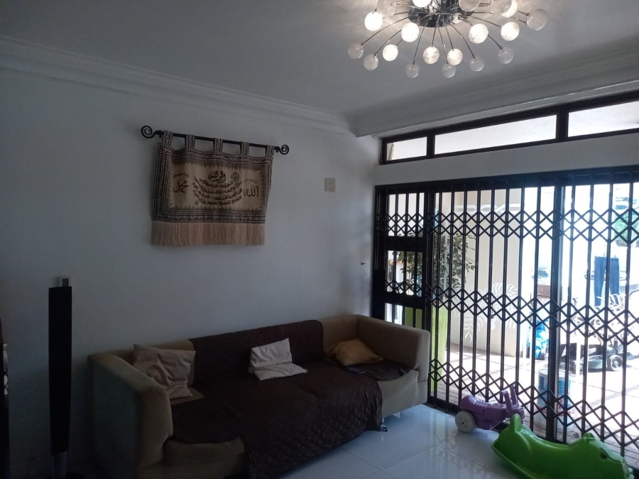 4 Bedroom Property for Sale in Lenasia South Gauteng