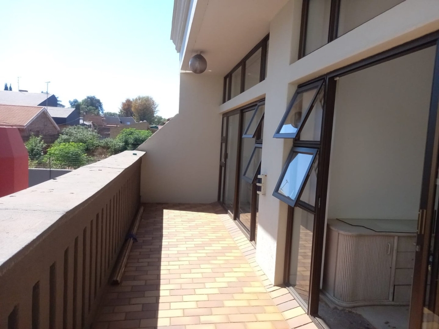 4 Bedroom Property for Sale in Lenasia South Gauteng