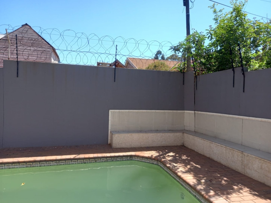 4 Bedroom Property for Sale in Lenasia South Gauteng