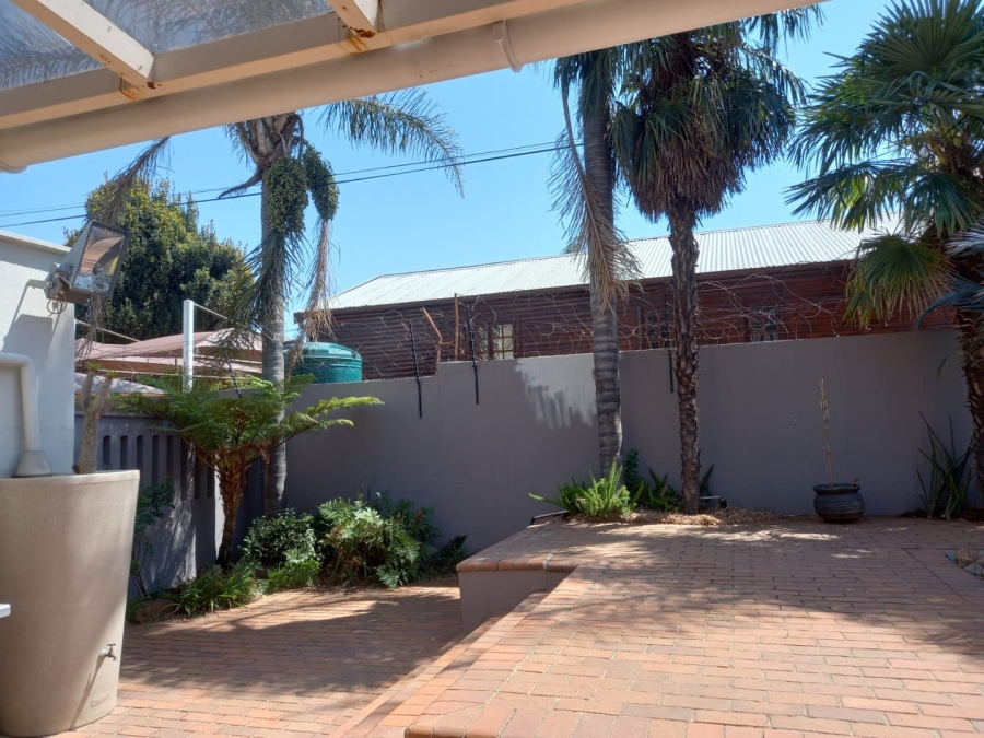 4 Bedroom Property for Sale in Lenasia South Gauteng