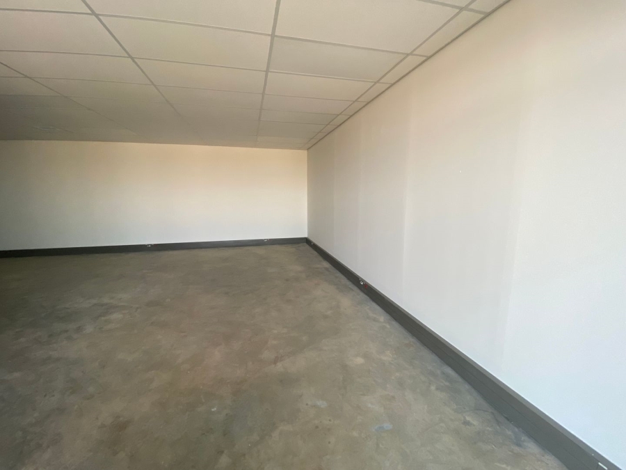 To Let commercial Property for Rent in Olifantsfontein Gauteng