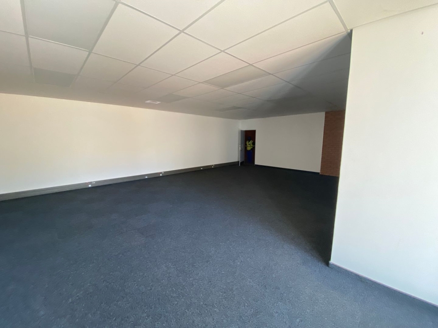 To Let commercial Property for Rent in Olifantsfontein Gauteng