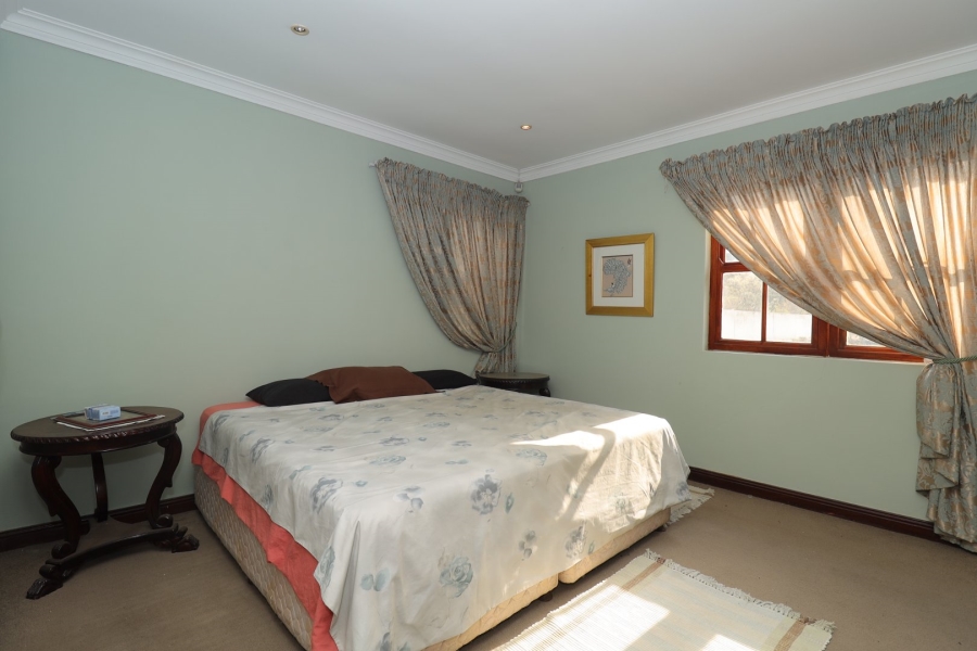 4 Bedroom Property for Sale in Ruimsig Gauteng