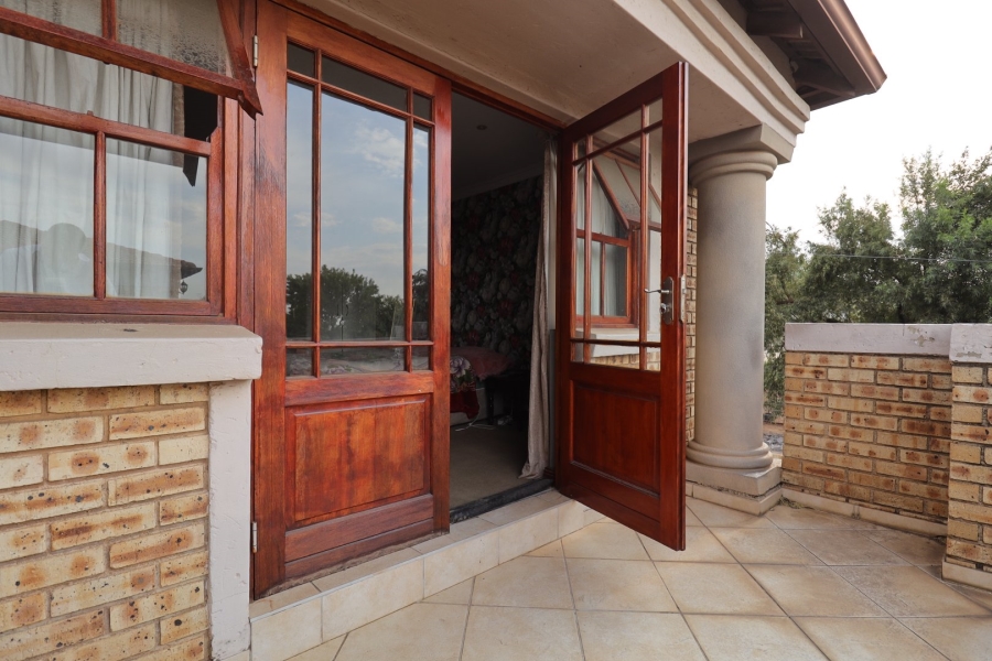 4 Bedroom Property for Sale in Ruimsig Gauteng