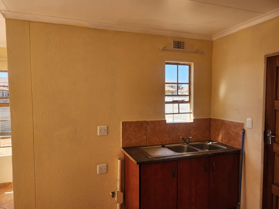 To Let 3 Bedroom Property for Rent in Andeon Gauteng