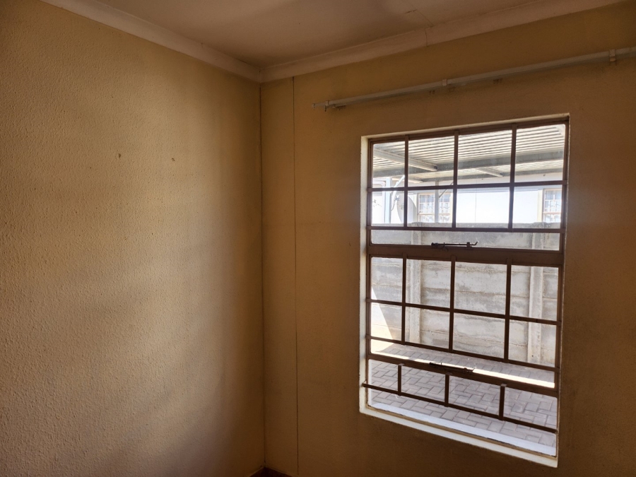 To Let 3 Bedroom Property for Rent in Andeon Gauteng