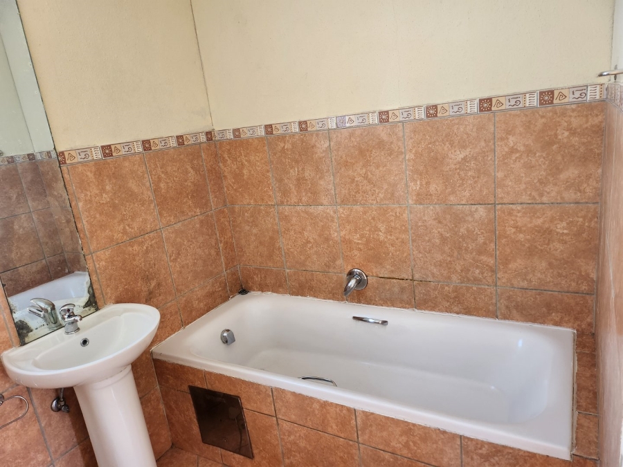 To Let 3 Bedroom Property for Rent in Andeon Gauteng