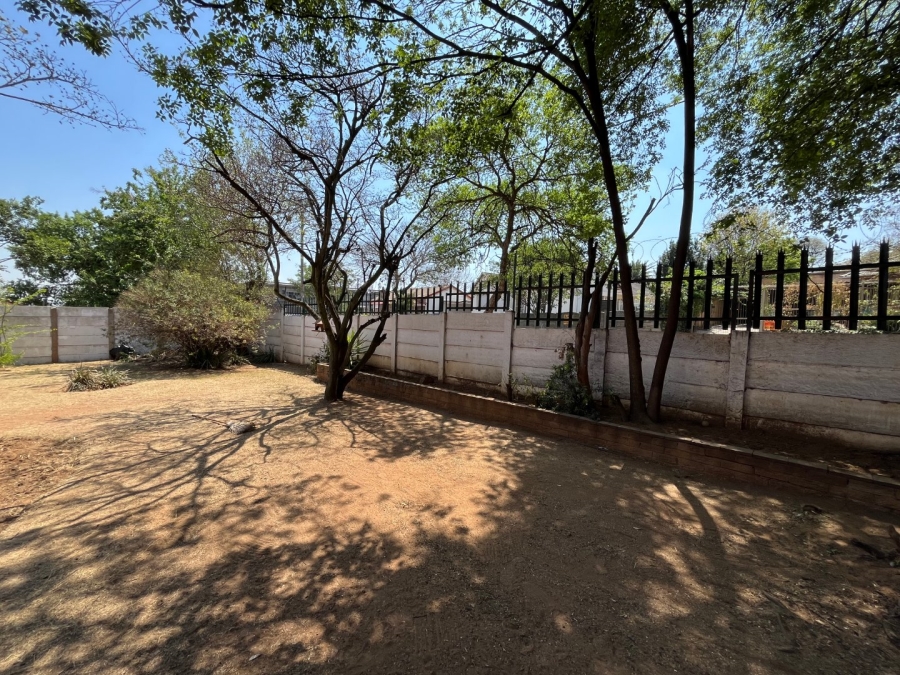 5 Bedroom Property for Sale in Hazelpark Gauteng