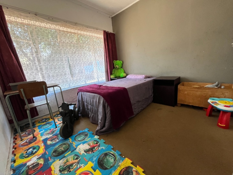 5 Bedroom Property for Sale in Hazelpark Gauteng