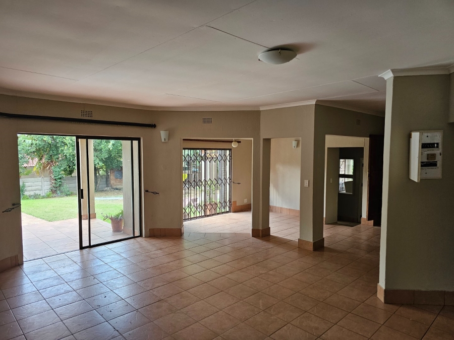 To Let 5 Bedroom Property for Rent in Jukskei Park Gauteng