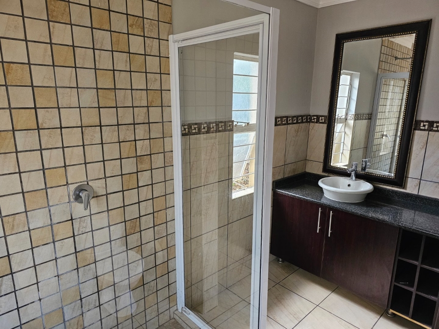 To Let 5 Bedroom Property for Rent in Jukskei Park Gauteng