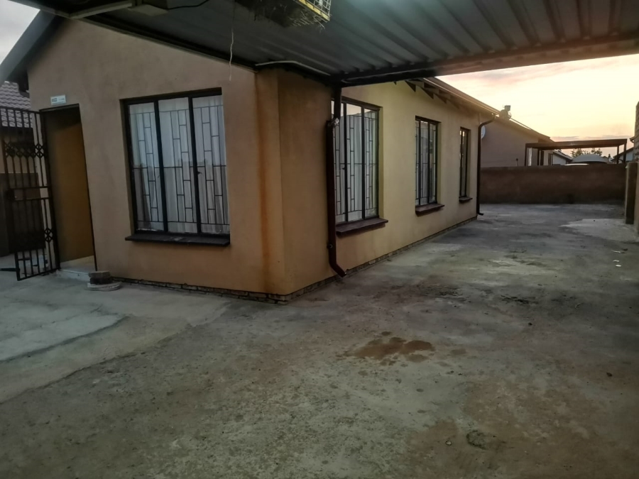 3 Bedroom Property for Sale in Soshanguve VV Gauteng