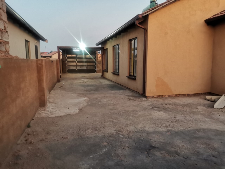 3 Bedroom Property for Sale in Soshanguve VV Gauteng