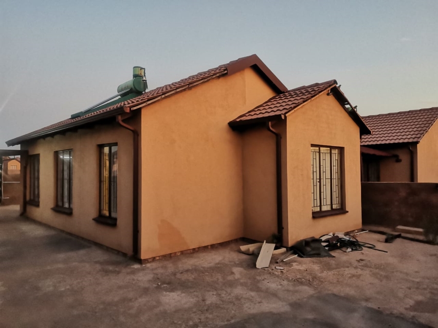 3 Bedroom Property for Sale in Soshanguve VV Gauteng