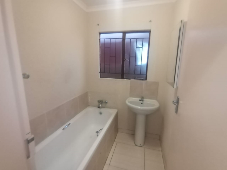 3 Bedroom Property for Sale in Soshanguve VV Gauteng