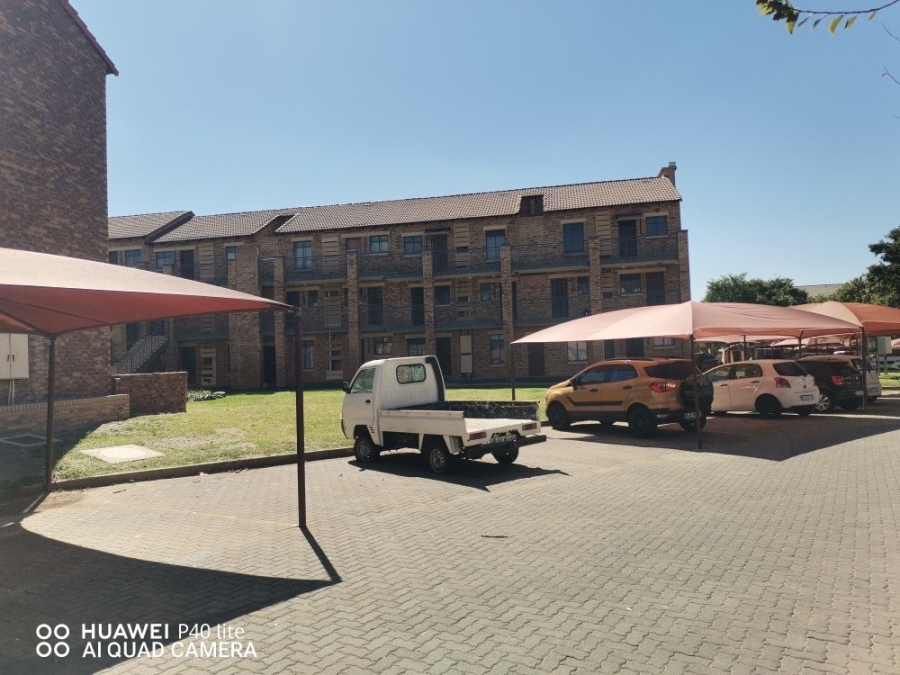 To Let 1 Bedroom Property for Rent in Wonderpark Estate Gauteng