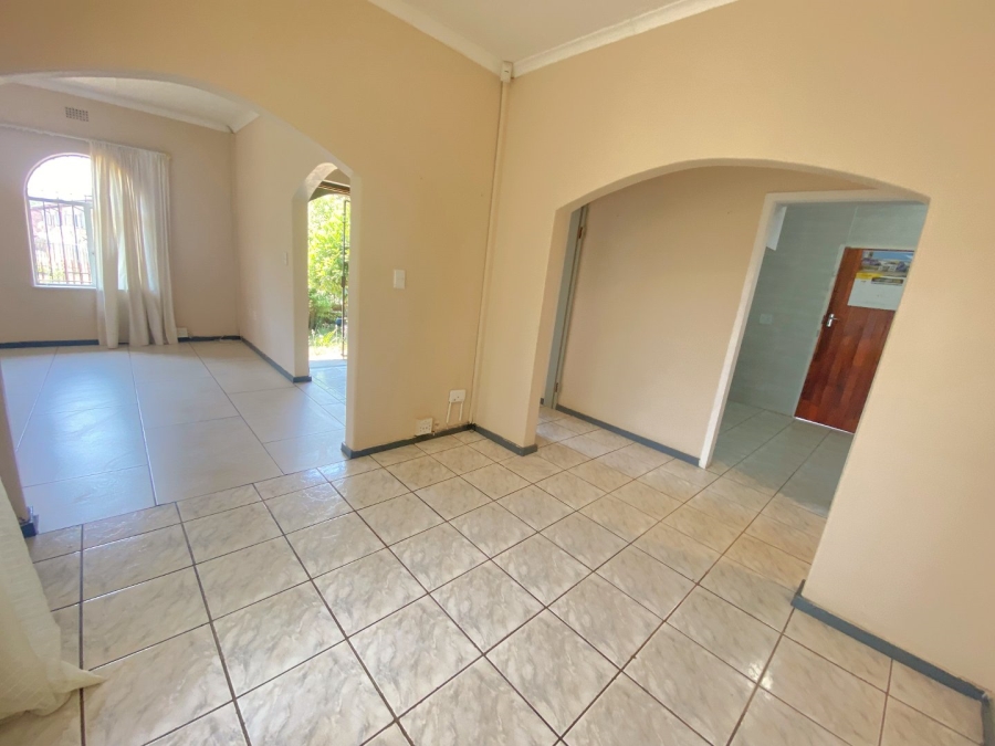 3 Bedroom Property for Sale in Wilro Park Gauteng