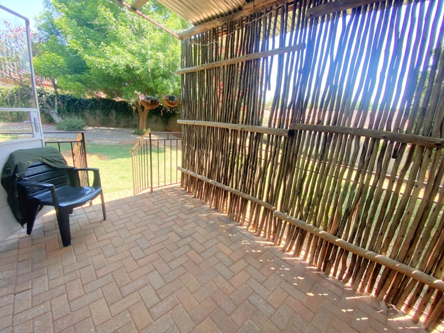 3 Bedroom Property for Sale in Wilro Park Gauteng