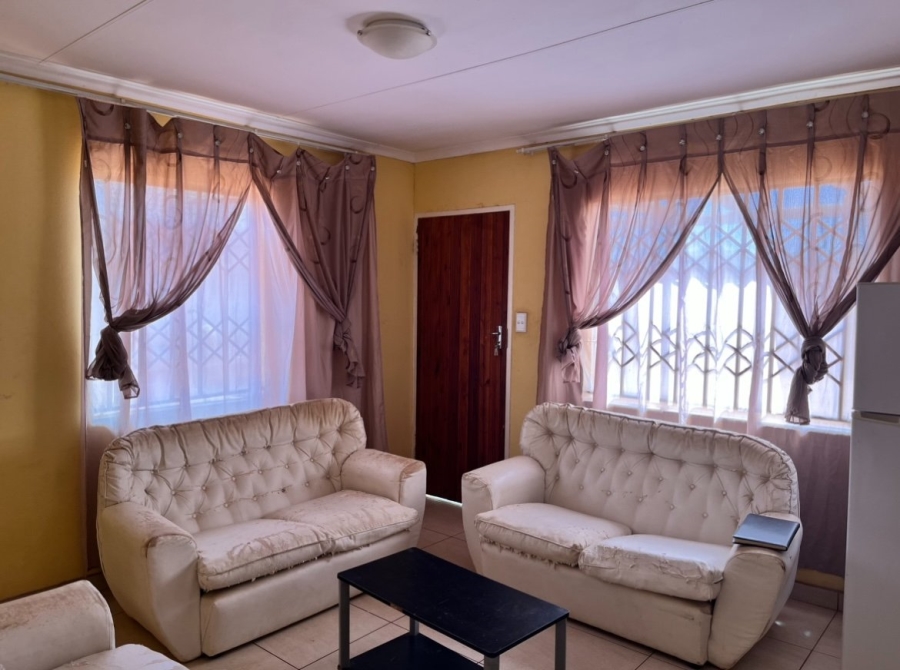 3 Bedroom Property for Sale in Protea Glen Gauteng