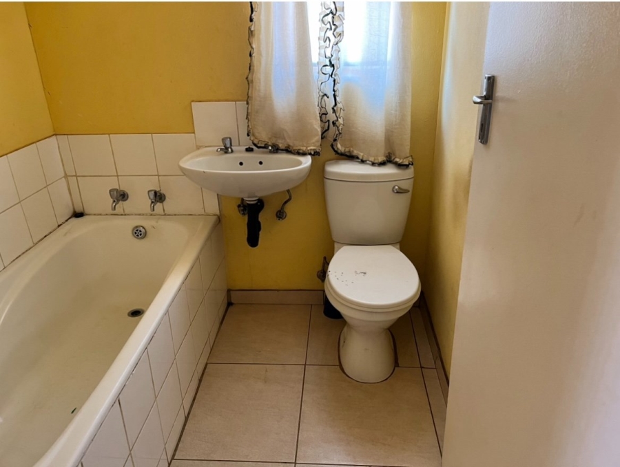 3 Bedroom Property for Sale in Protea Glen Gauteng