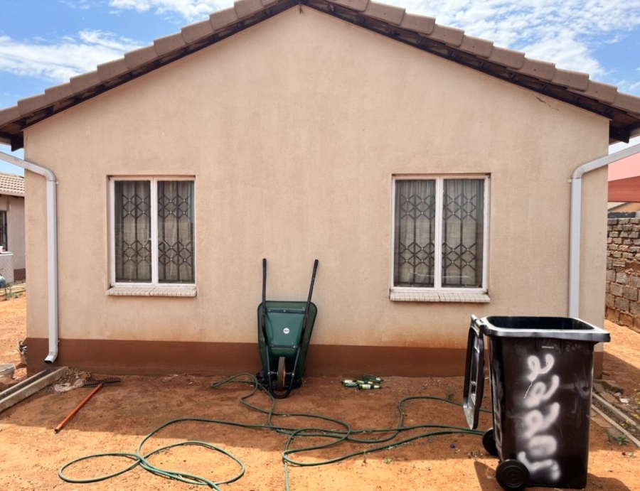 3 Bedroom Property for Sale in Protea Glen Gauteng