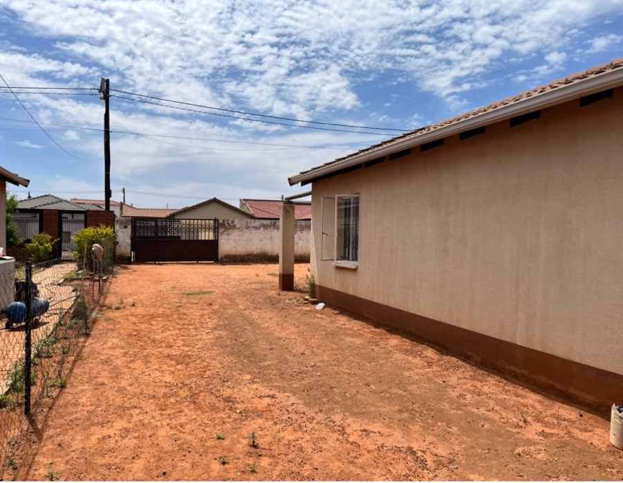 3 Bedroom Property for Sale in Protea Glen Gauteng