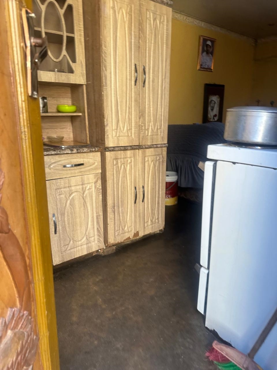 2 Bedroom Property for Sale in Lotus Gardens Gauteng