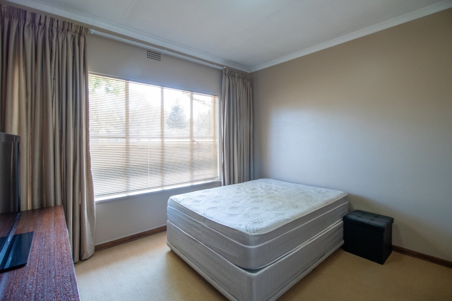 To Let 3 Bedroom Property for Rent in Van Riebeeck Park Gauteng