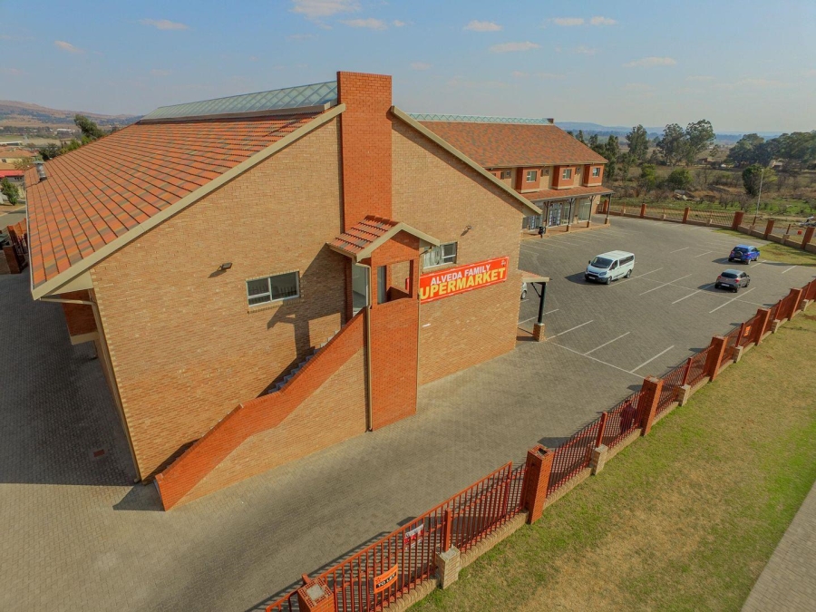 To Let 2 Bedroom Property for Rent in Alveda Gauteng