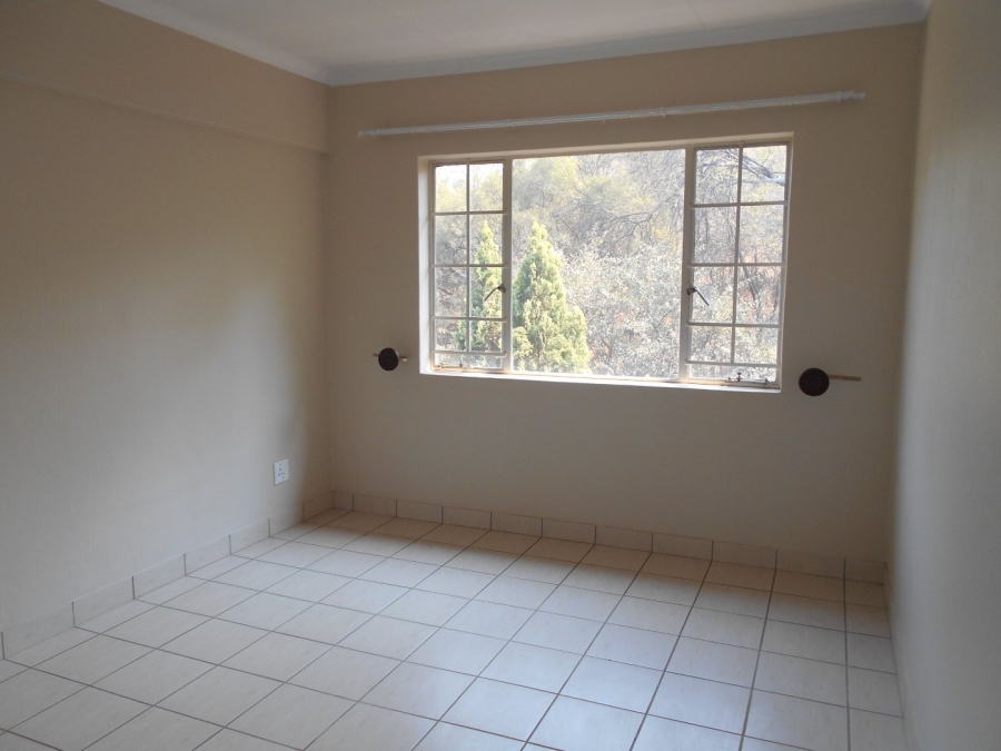 To Let 2 Bedroom Property for Rent in Wonderboom South Gauteng