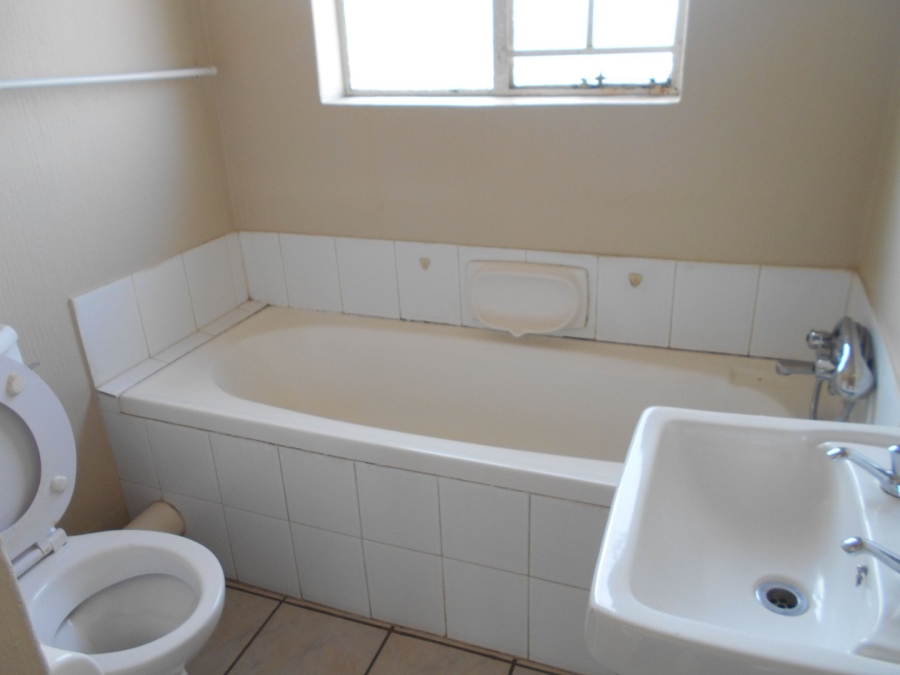 To Let 2 Bedroom Property for Rent in Wonderboom South Gauteng