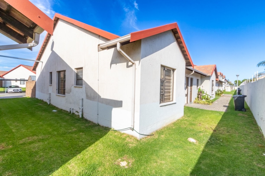 To Let 3 Bedroom Property for Rent in Parkrand Gauteng