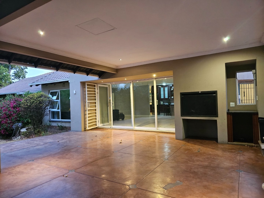 3 Bedroom Property for Sale in Ferndale Gauteng