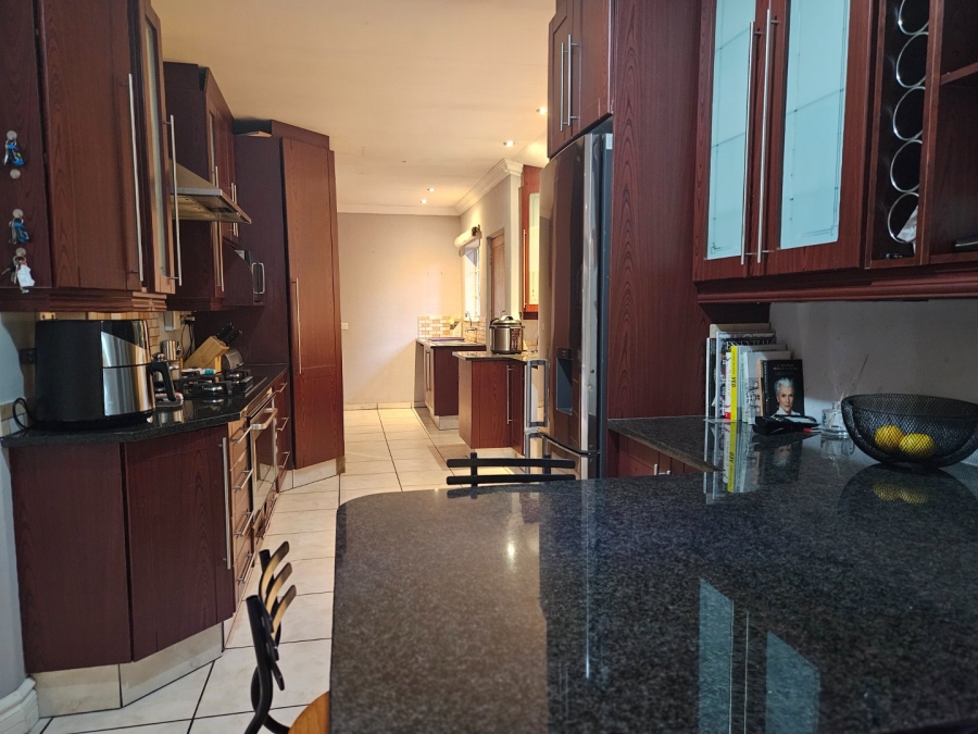 3 Bedroom Property for Sale in Ferndale Gauteng