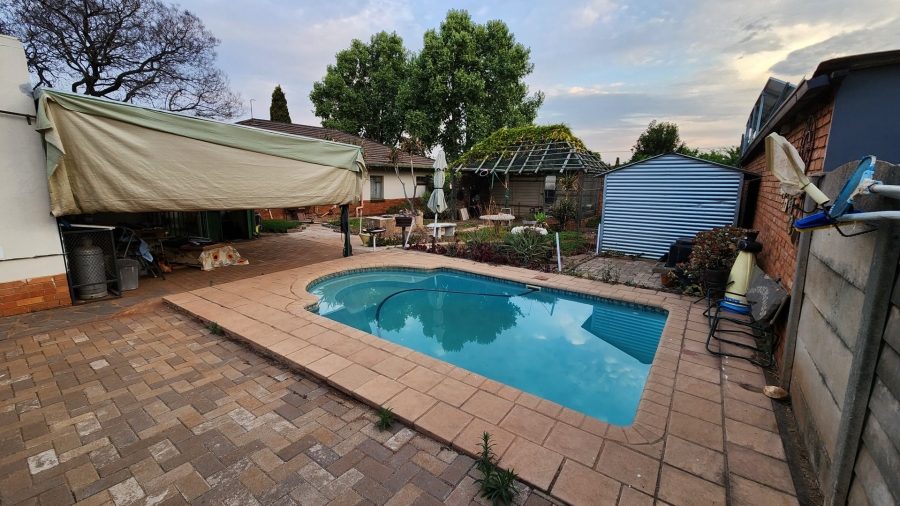 4 Bedroom Property for Sale in Valhalla Gauteng