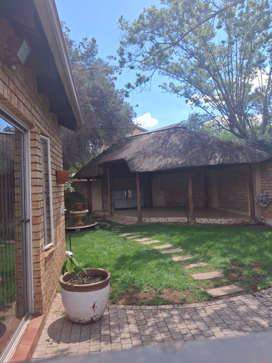 3 Bedroom Property for Sale in Boskruin Gauteng