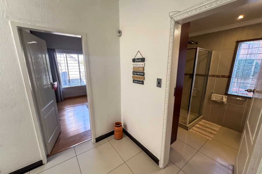 4 Bedroom Property for Sale in Bassonia Gauteng