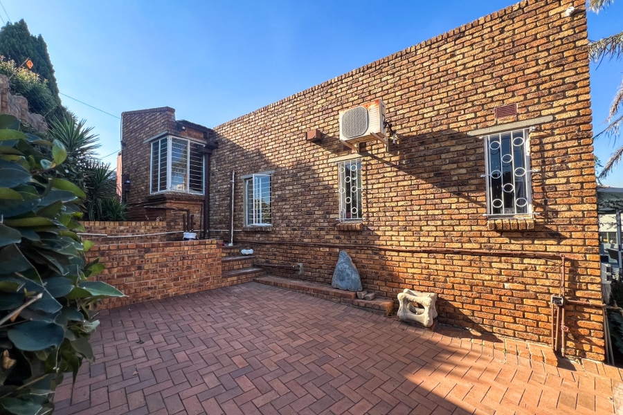 4 Bedroom Property for Sale in Bassonia Gauteng