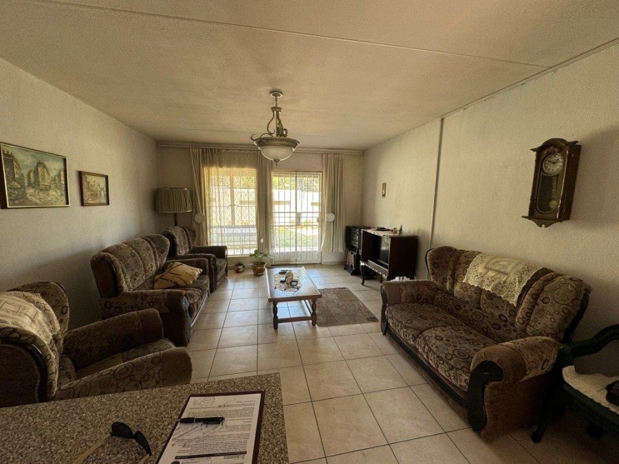 2 Bedroom Property for Sale in Randhart Gauteng