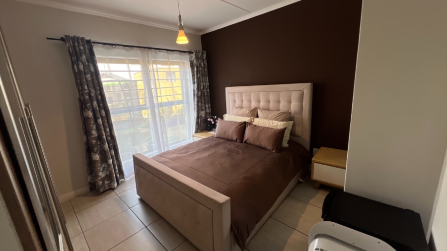 3 Bedroom Property for Sale in Waterfall Gauteng