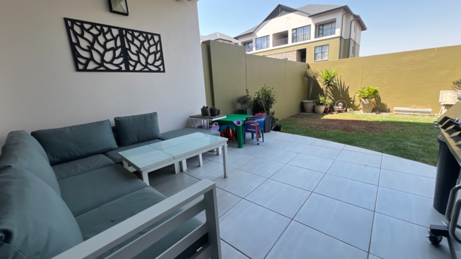 3 Bedroom Property for Sale in Waterfall Gauteng