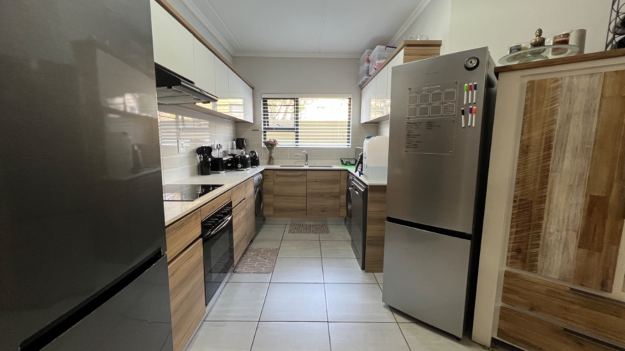 3 Bedroom Property for Sale in Waterfall Gauteng