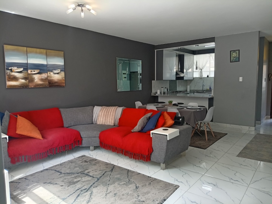 2 Bedroom Property for Sale in Bedford Gardens Gauteng