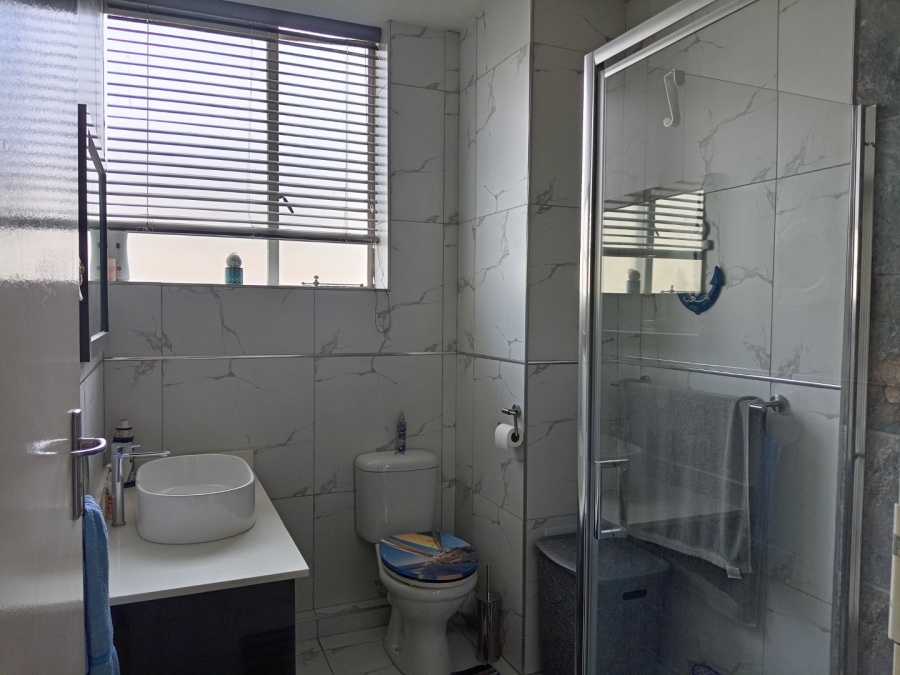 2 Bedroom Property for Sale in Bedford Gardens Gauteng