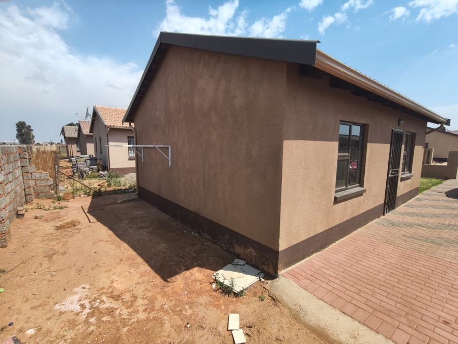 2 Bedroom Property for Sale in Windmill Park Gauteng