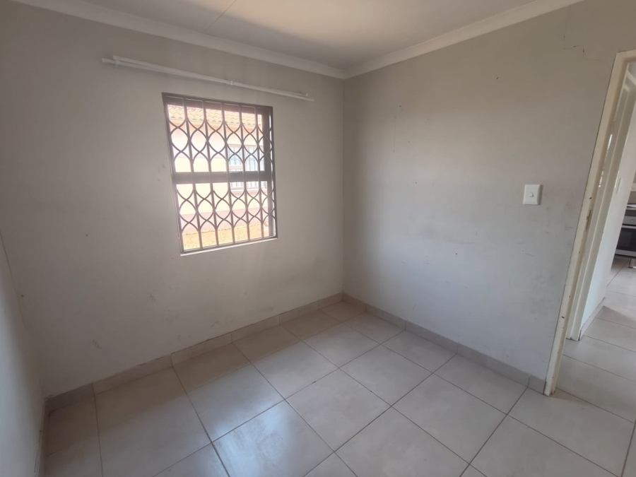 2 Bedroom Property for Sale in Windmill Park Gauteng